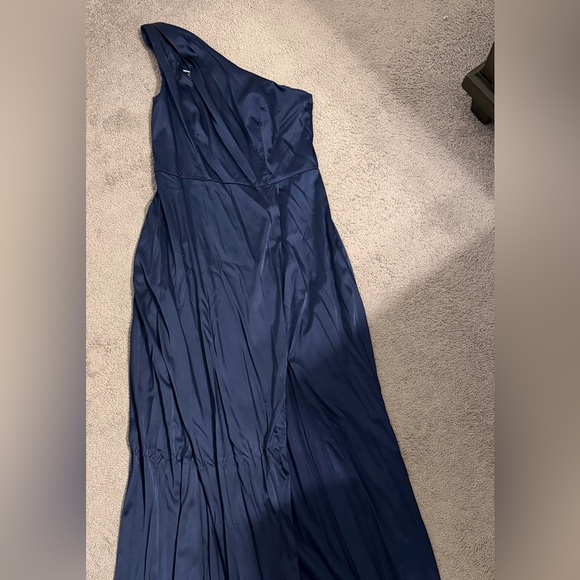 Elegant Navy Blue Bridesmaid Dress - Picture 1 of 4